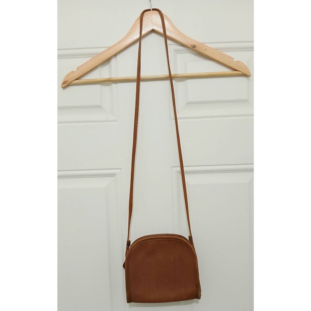 Vintage coach Womens Mini classic camel Brown Leather Shoulder Handbag - Picture 2 of 7